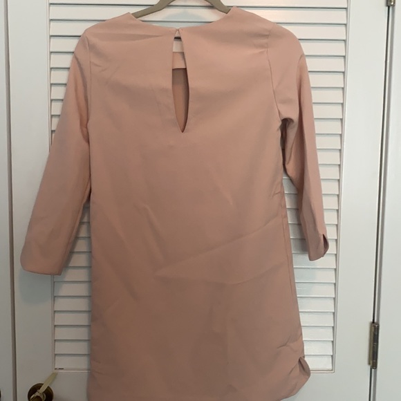 Light pink dress with quarter sleeves - Picture 2 of 2